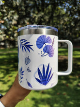 Cargar imagen en el visor de la galería, Termo taza &quot;blue leaves&quot; ITESO
